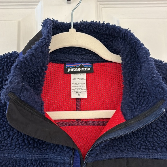Patagonia Navy Red Classic Retro-X Vest Men’s size Medium - Picture 3 of 7